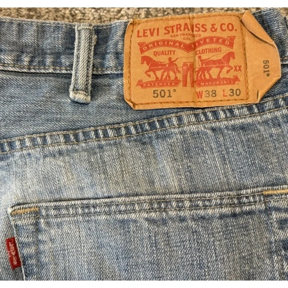 Levis 501 Jeans Mens 38*x30 Straight‎ Leg Button Fly Classic Vintage Denim